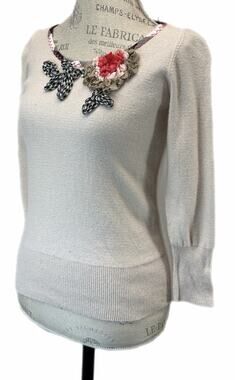 Karen Nicol Beige Floral Applique Sweater Metallic Shimmer Crew Neck Small